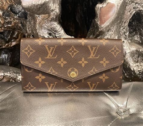 louis vuitton pf sarah nm3|louis vuitton sarah wallet.